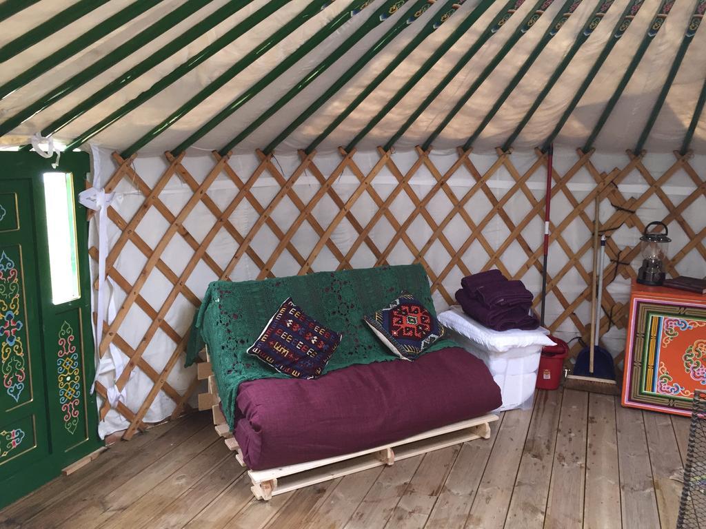 Hotel The Yurt Isle of Gigha Esterno foto