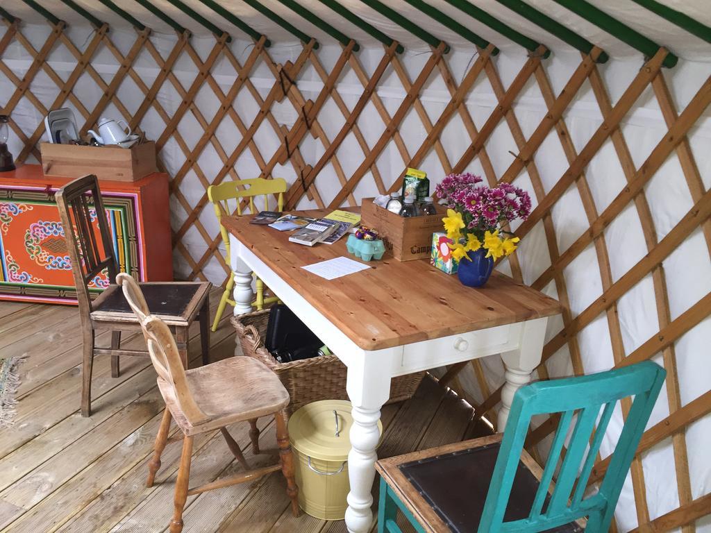 Hotel The Yurt Isle of Gigha Esterno foto